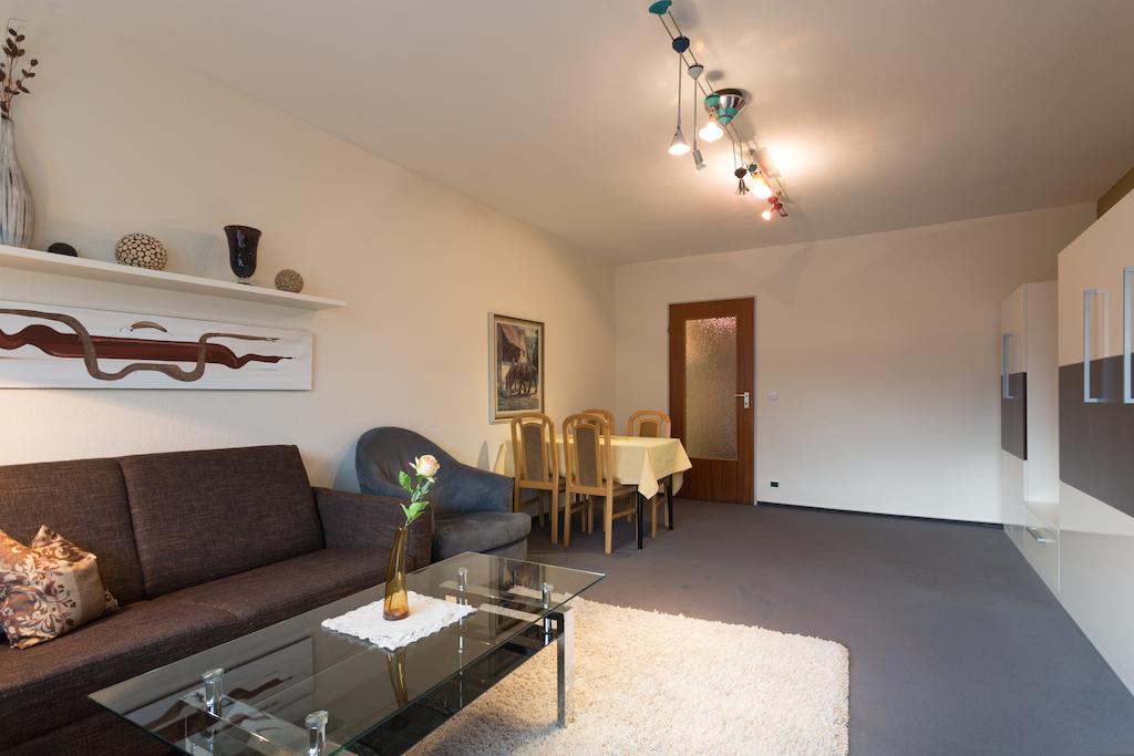 Haus Sonnenhof Apartment Оберстдорф Стая снимка